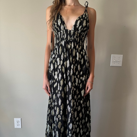 Long dress - Picture 2 of 6